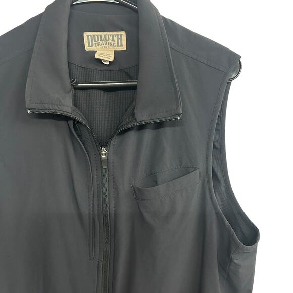 Duluth Trading Co Men's Black Zip Utility Vest M Pocketed Outdoor Minimalist - Picture 3 of 10